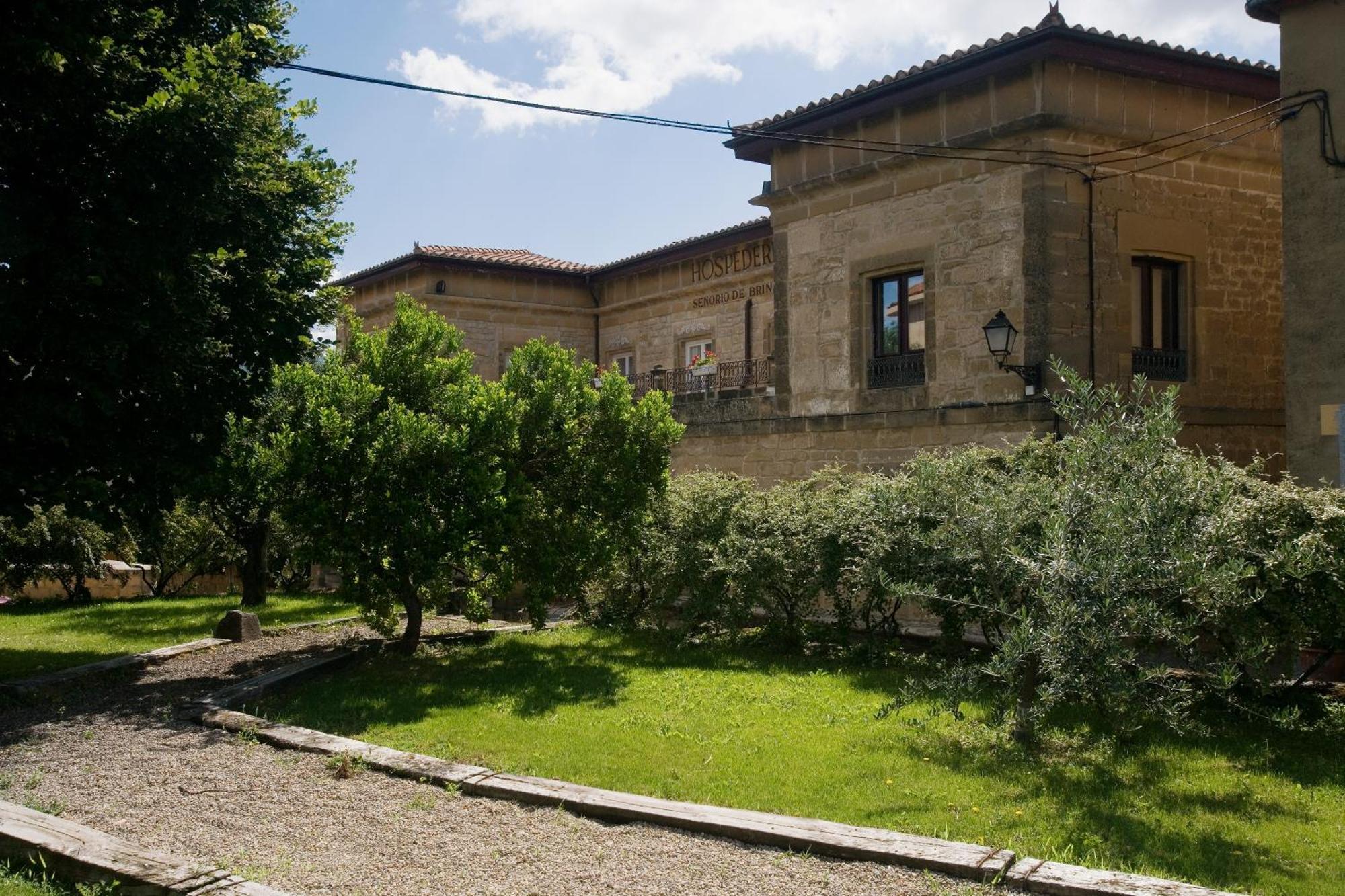 Hospederia Senorio De Brinas Hotel Exterior photo